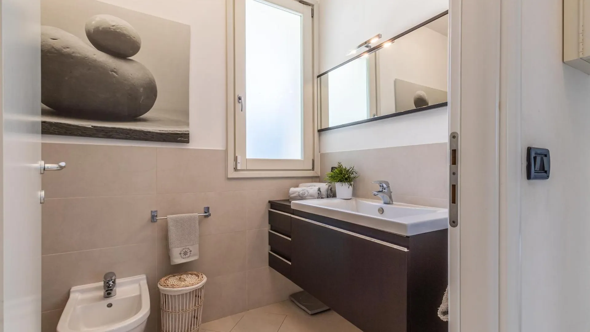 Casa de Férias Cervia - 100 Mt Dal Mare Villetta Con Giardino Privato E Parcheggio