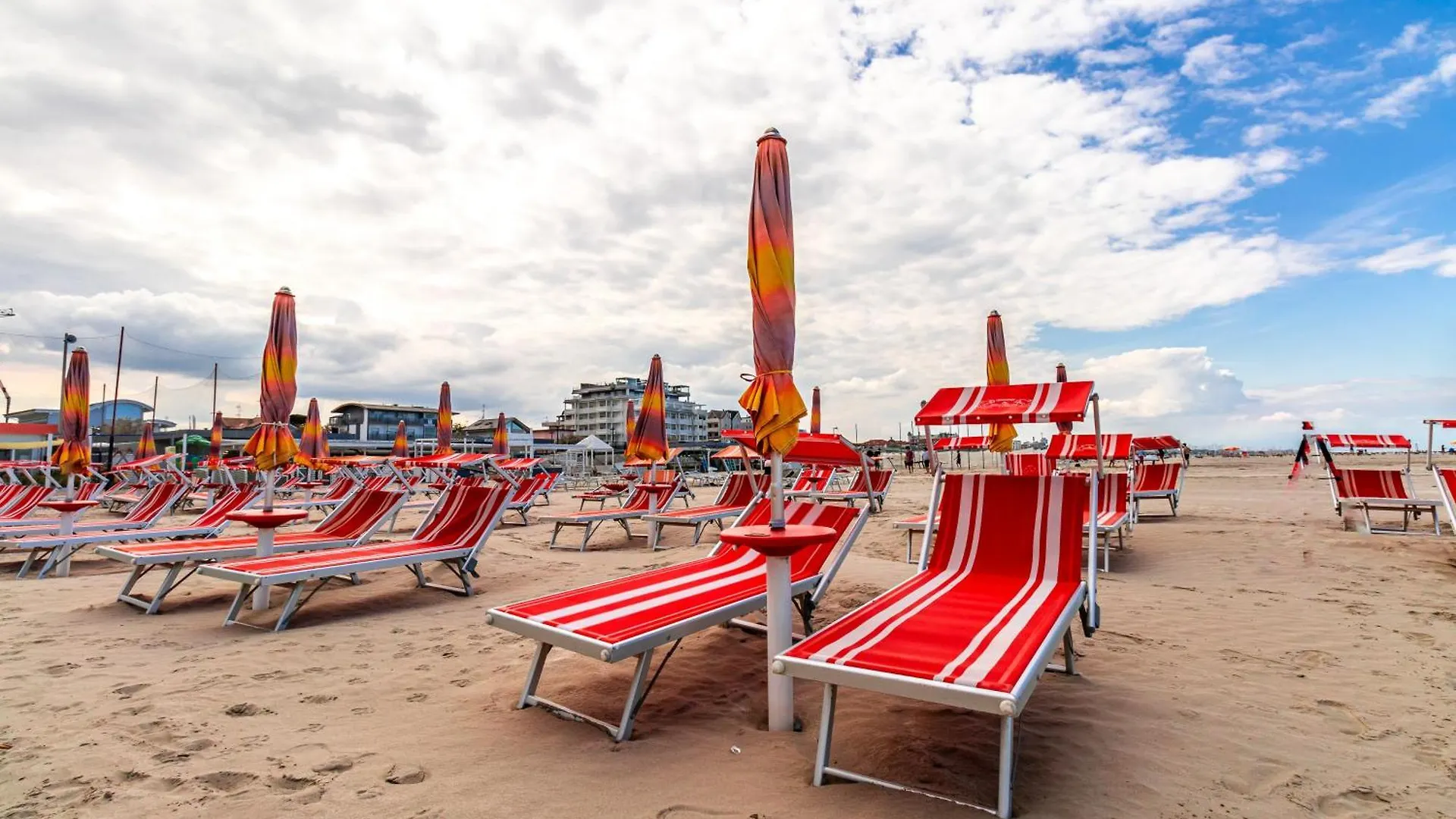 Cervia - 100 Mt Dal Mare Villetta Con Giardino Privato E Parcheggio