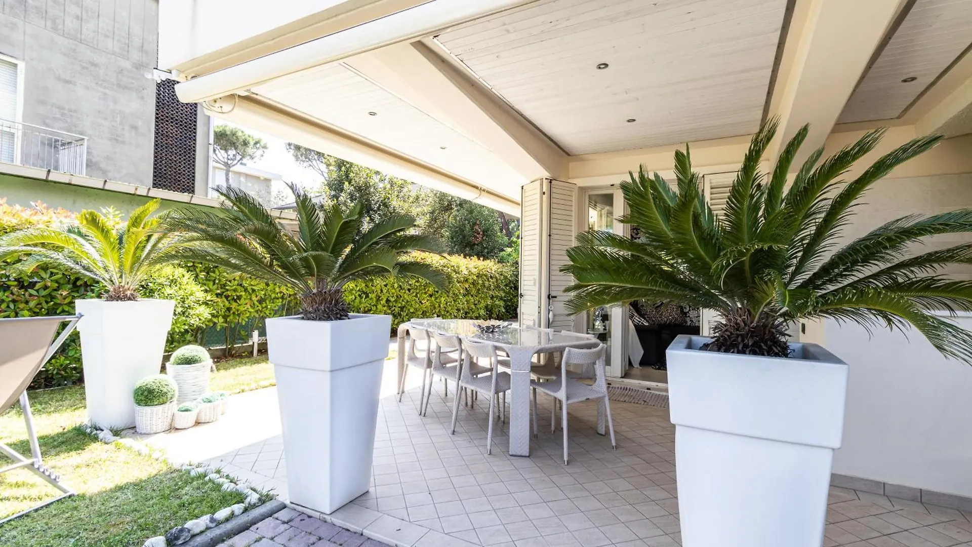 Cervia - 100 Mt Dal Mare Villetta Con Giardino Privato E Parcheggio Italia